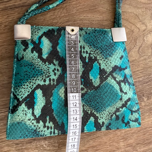 Vintage Y2K Carvela mini bag small snakeskin handbag turquoise - Picture 9 of 11
